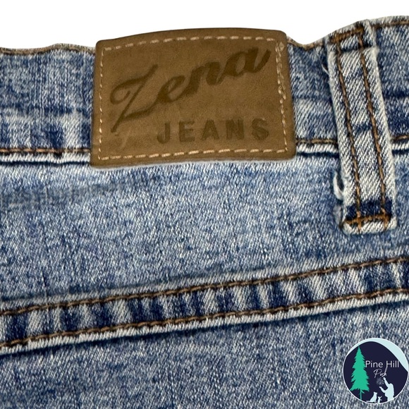Vintage Y2K Zena Capri Jeans Womens 12 Blue Mid-rise Straight Leg Cuffed EUC - Picture 8 of 12